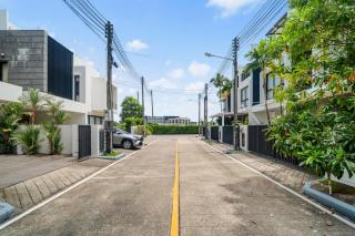 Laguna Parkside Residences by Banyan Living - 8