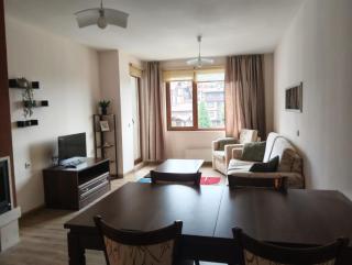 Двустаен апартамент в комплекс Green Life - 8