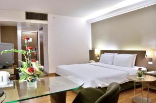 Rama Gardens Hotel Bangkok - 3