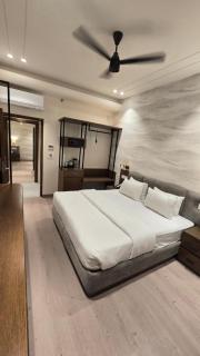 Hotel Shiva Residency - 1