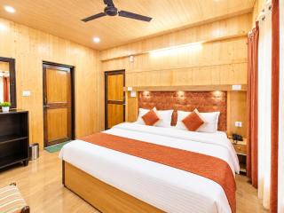 The Royal Chi-Nâr Lake View Nainital - Premium Hotel Stay with Spacious Rooms & Lake Views, Near Mall Road - 1