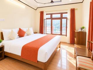 The Royal Chi-Nâr Lake View Nainital - Premium Hotel Stay with Spacious Rooms & Lake Views, Near Mall Road - 1