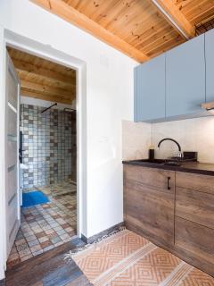 Vadrózsaház Apartman Jakuzzival - 3