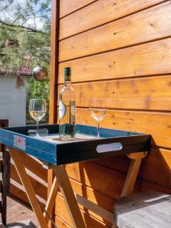 Vadrózsaház Apartman Jakuzzival - 2