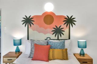 Tropicana Hideaway - 9