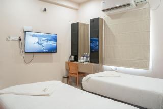 Skyline Suites - 4