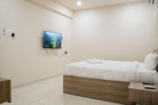 Skyline Suites - 2