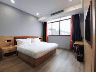 Borrman Hotel Jiangyin Zhouzhuang - 8