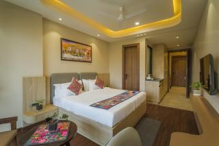 Tripli Gurugram Sec 39 - Gurgaon - 4
