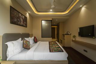 Tripli Gurugram Sec 39 - Gurgaon - 1
