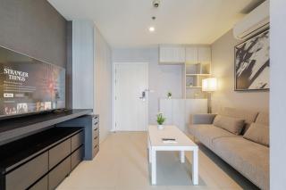 Downtown Spacious Luxury Condo BKK- 5 mins BTS - 3