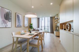 HUGE Luxury Condo Center of BKK! 5 mins BTS Asok - 5