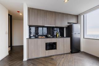 Spacious Luxury Loft Condo- Super Views! 5 min BTS - 4