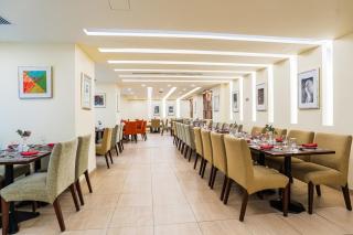 City Seasons Al Hamra Hotel - 1