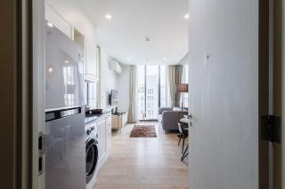 Modern Luxury Condo Center of BKK 5 mins BTS Asok - 5