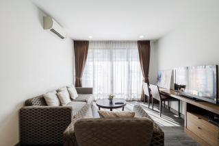 HUGE Luxury Condo Center of BKK! 5 mins BTS Asok! - 7
