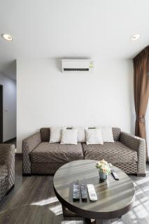 HUGE Luxury Condo Center of BKK! 5 mins BTS Asok! - 2