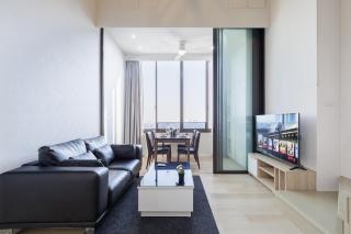 High Rise Luxury Loft-Gym-Pool-Fast Wi-Fi - 0