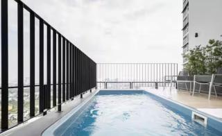 Rama9 Duplex Near Train Market RCA Free Pool Gym - 9
