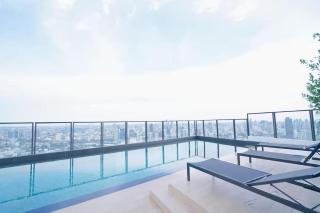 Rama9 Duplex Near Train Market RCA Free Pool Gym - 2