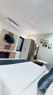 Hotel Prabhat Stay - 1
