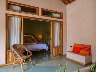 Banana Surf House - 1