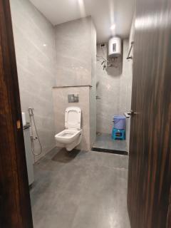 Hotel Hari Gopal - 3