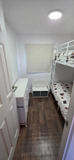 Chalet stay or Chalet go now - 4