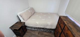 Chalet stay or Chalet go now - 5