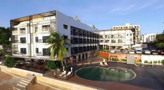 The Loft Seaside Sriracha Hotel - Si Racha - 3