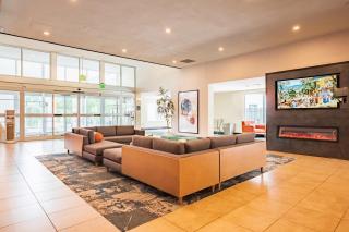 La Quinta by Wyndham Danbury - 6