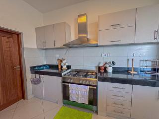 Epic Jumeirah Apartments - 9