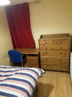 Cheap Comfy Quiet Sunderland - 2