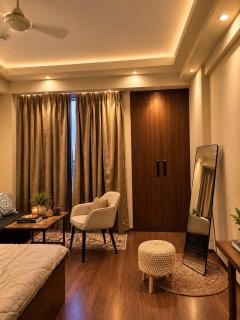 Basera Suites Greater Noida Near Pari Chowk & Expomart - 7
