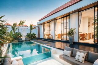 Villa Capela - Luxury 4-Bedroom, Heart of Canggu - Canggu - 0