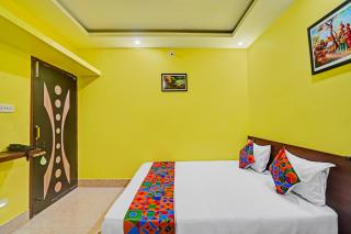 FabHotel Equinox Inn - 3
