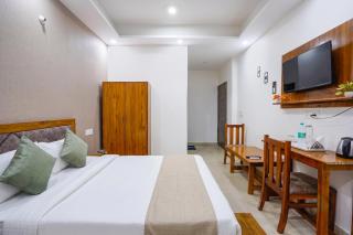 FabHotel Apsara - 5