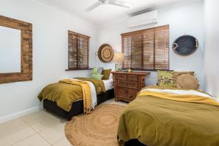 'Wallaby' at Savannah House - 5