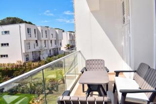 White Moon Apartments - 8