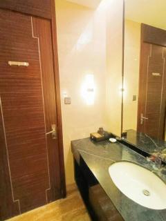 Zhuhai HongJingWan Hotel - 8