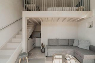 G Suites - Modern Minimalist Retreat - 7