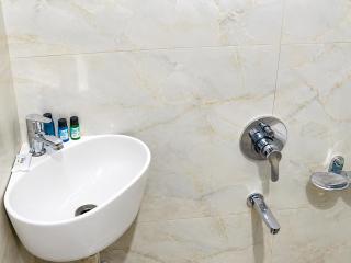 Hotel Utsav - 5