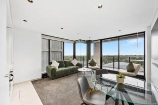 Executive Edge City 2 Bed Apartment with Car park - Adelaide - 0