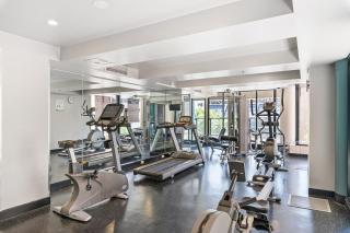 Executive Edge City 2 Bed Apartment with Car park - Adelaide - 3