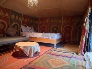 Sahara Sands Hotel - 8