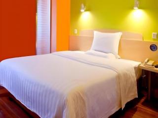 7 Days Inn Luoyang Railway Station Wangcheng Avenue - 1