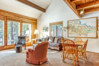 Perfectly Located Home with Decks Bikes & SHARC Pass to Pools Hot Tub & Tennis - 5