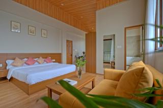 Penthouse Studio with Jacuzzi - 5