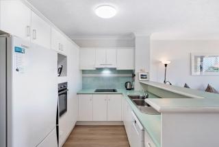 Paradise Ocean 2 Bedroom Apartment - CoastHM - 4