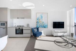 Stunning High Level Deluxe Apartment at Rhapsody - CoastHM - 7